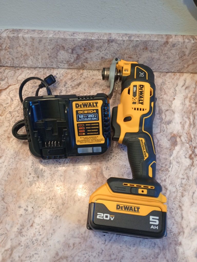 New DeWalt XR Multi Tool With New Battery And Charger 