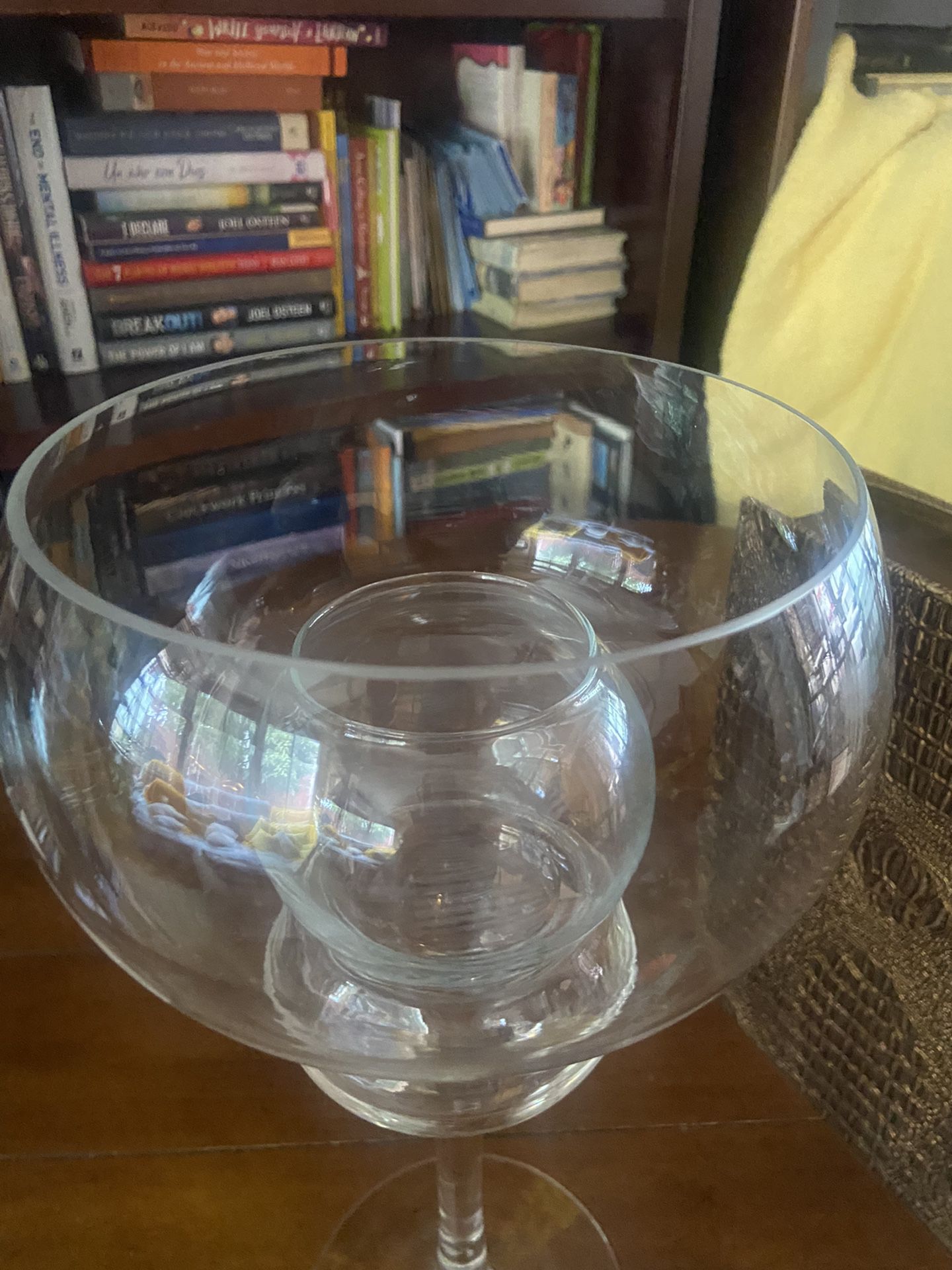 Huge Glass Cup To decorate With Flowers Or Candles. . 