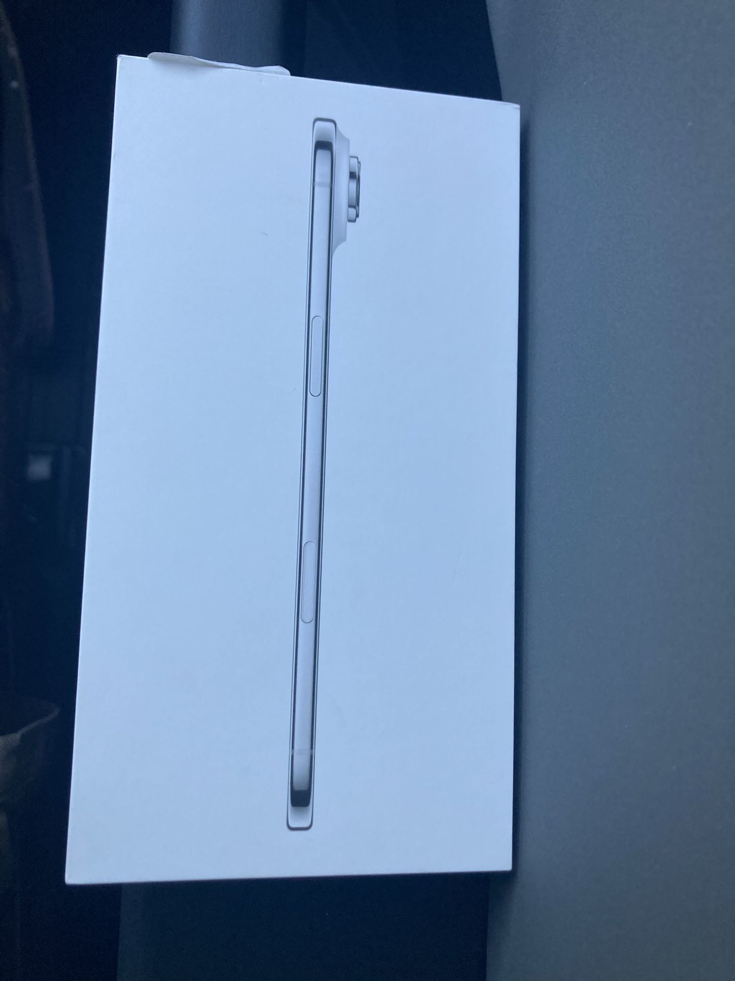 Apple iPhone Air Sealed Verizon 256 Cloud White