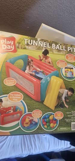 Tunnel Ball Pit