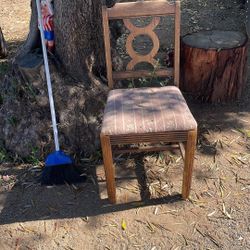 old chair 20$
