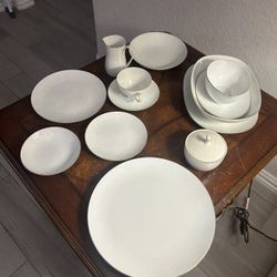 100Pc Vintage Noritake Sylvan Dinnerware Dish Set White w/Gold Trim