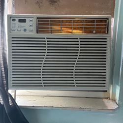 Window AC unit