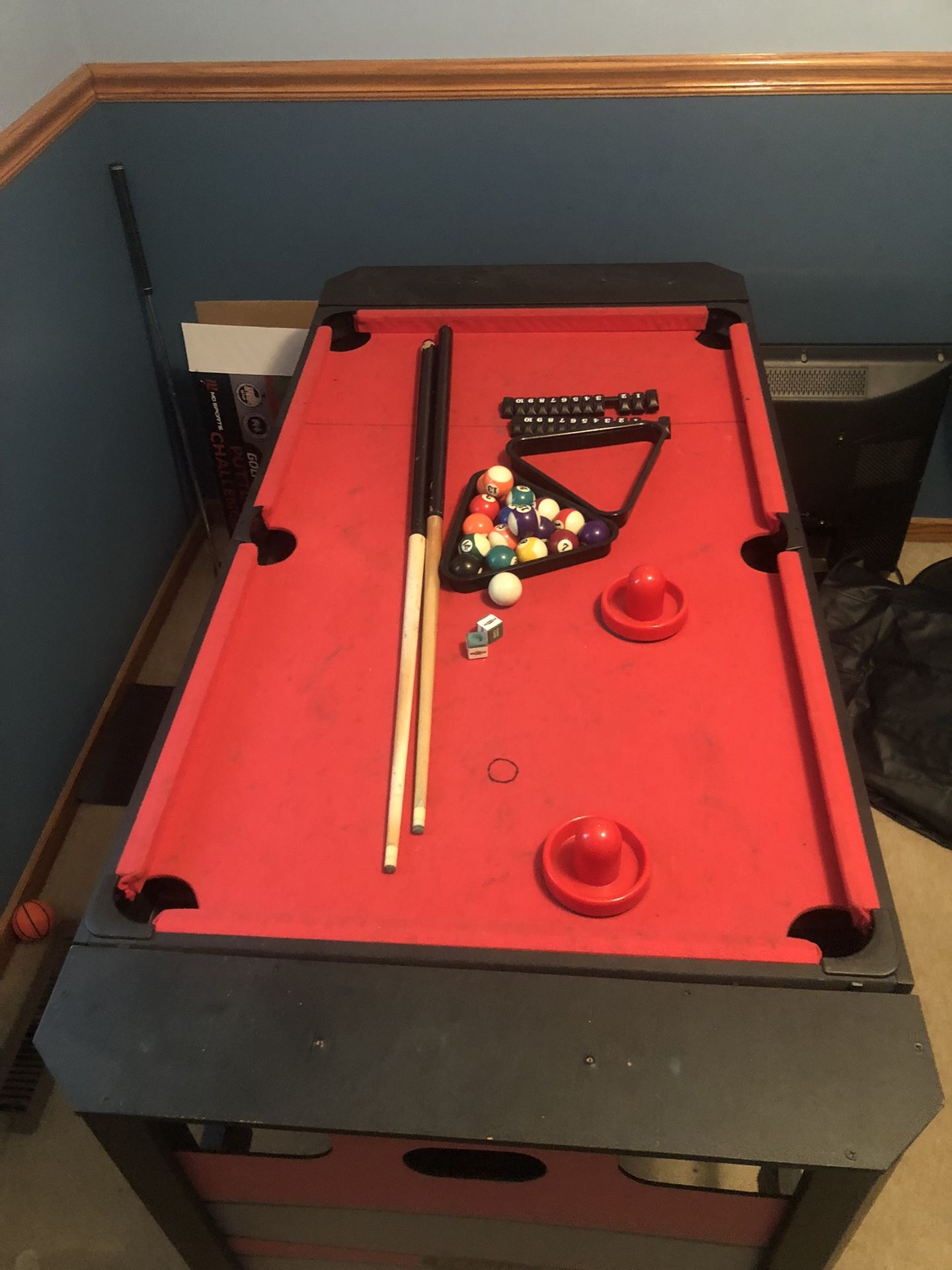 Table Top Pool & Air Hockey