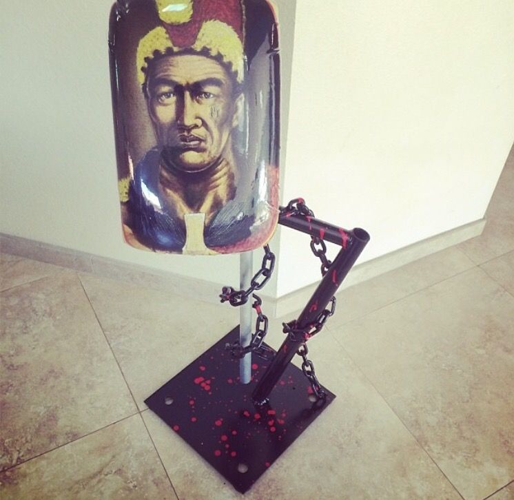 Custom tattoo arm rest