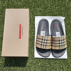 Size 9 burrberry slides