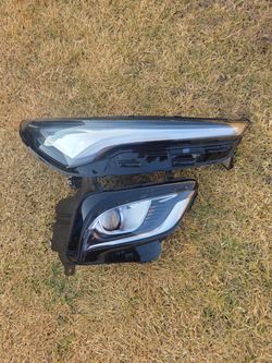 biuck enclave 2022-2024 Genuine Parts LED Passenger Side Daytime Running Lamp