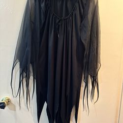 Halloween Costumes: Witch