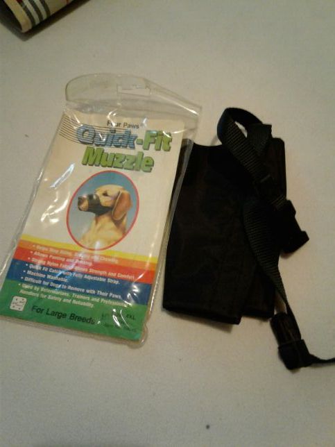 Quick dog muzzle