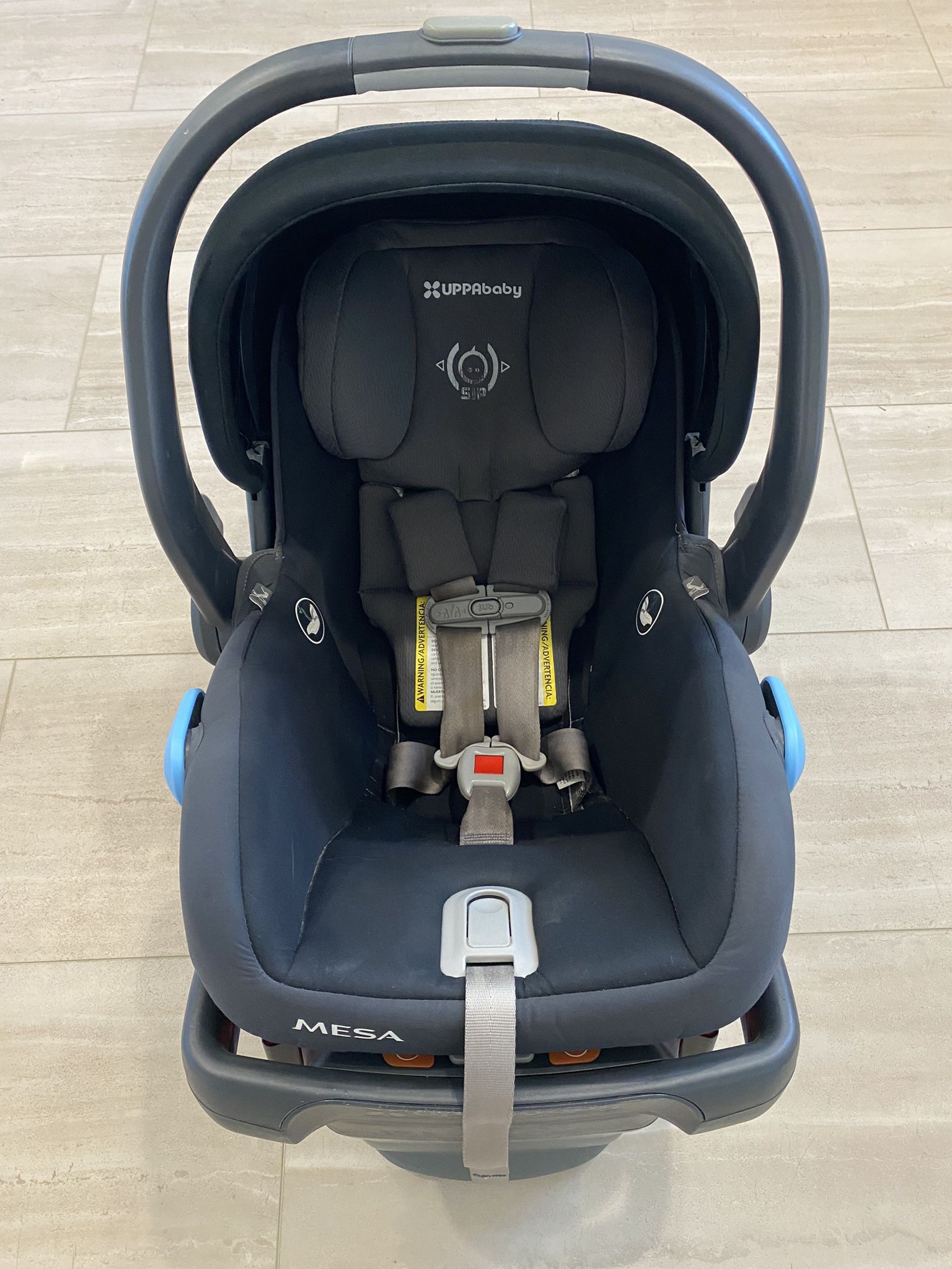 UPPAbaby Mesa V2 Infant Car Seat and Base - Expires 5/16/26