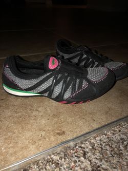 Black rocket dog sneakers 7 1/2