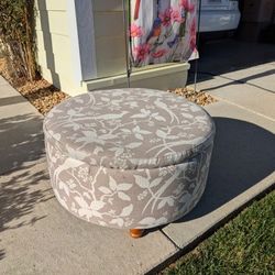 Round Storage Ottoman