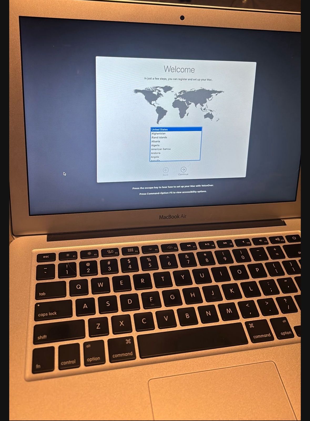 MacBook Air 1.8GHz 13.3-inch 4RAM/128GB (2012)