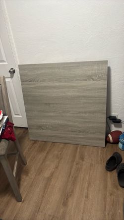 Hub style table