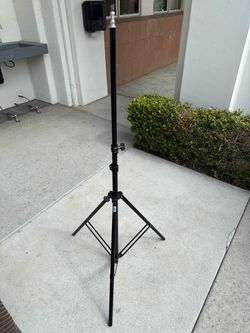 Tripods for lights