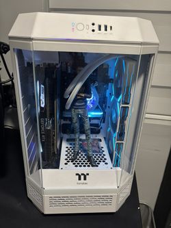 RTX 2070 Super Gaming PC + 32GB RAM + Triple Monitor Setup (165Hz + 144Hz) – Full Razer Bundle