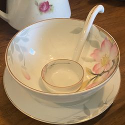 Tea Cups And saucers 