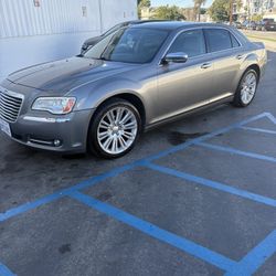 Chrysler 300 V6 Running And Driving
