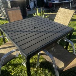 5 pcs brand new patio table set