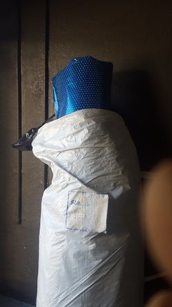 Heat Your Pool. Solar pool cover