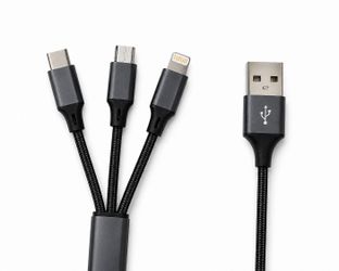 200 Charging Cables for $100 – Great for Resale 🔥