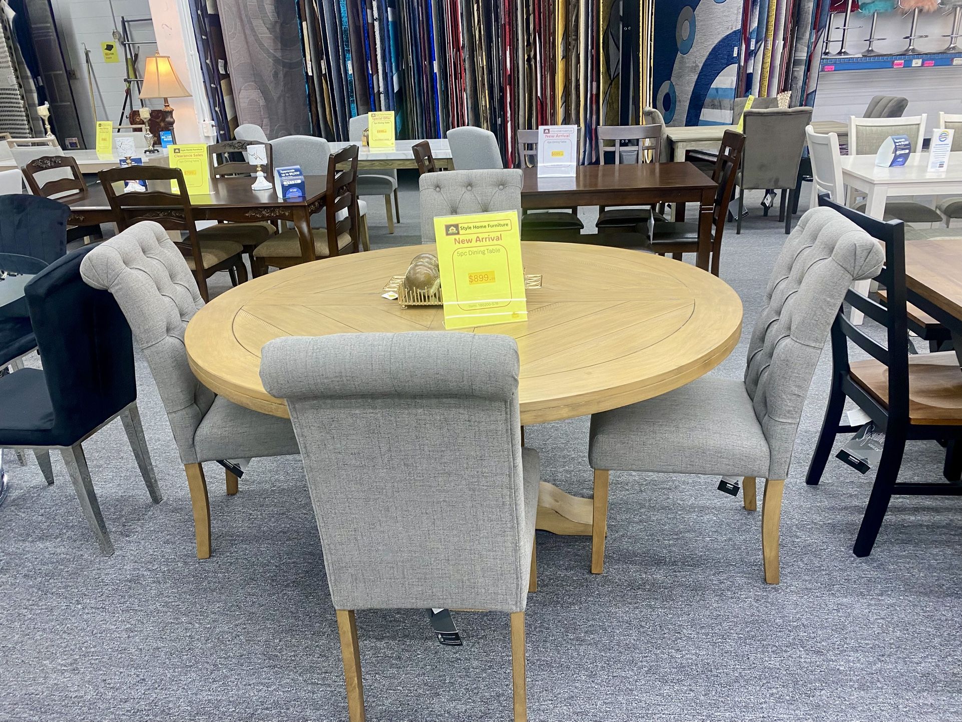 5 Pc Dinning Table Set $899