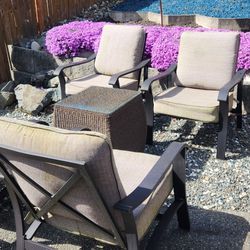 5pc Outdoor Patio Furniture Set.  4× Aluminum Hampton Bay Rocking Chairs  ( Large)