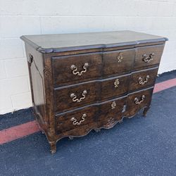 Mid-20th Century French Style Chest of Drawers/ Dresser