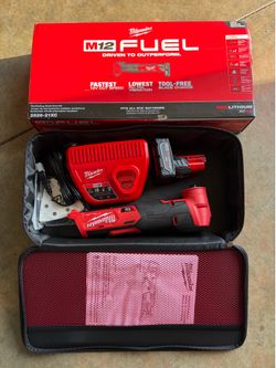 NEW Milwaukee M12 FUEL Oscillating Multi-Tool Kit