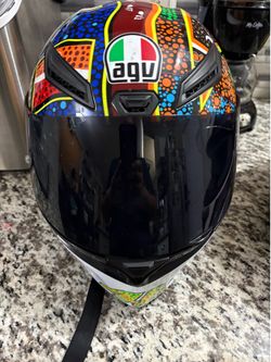 Motorcycle helmet