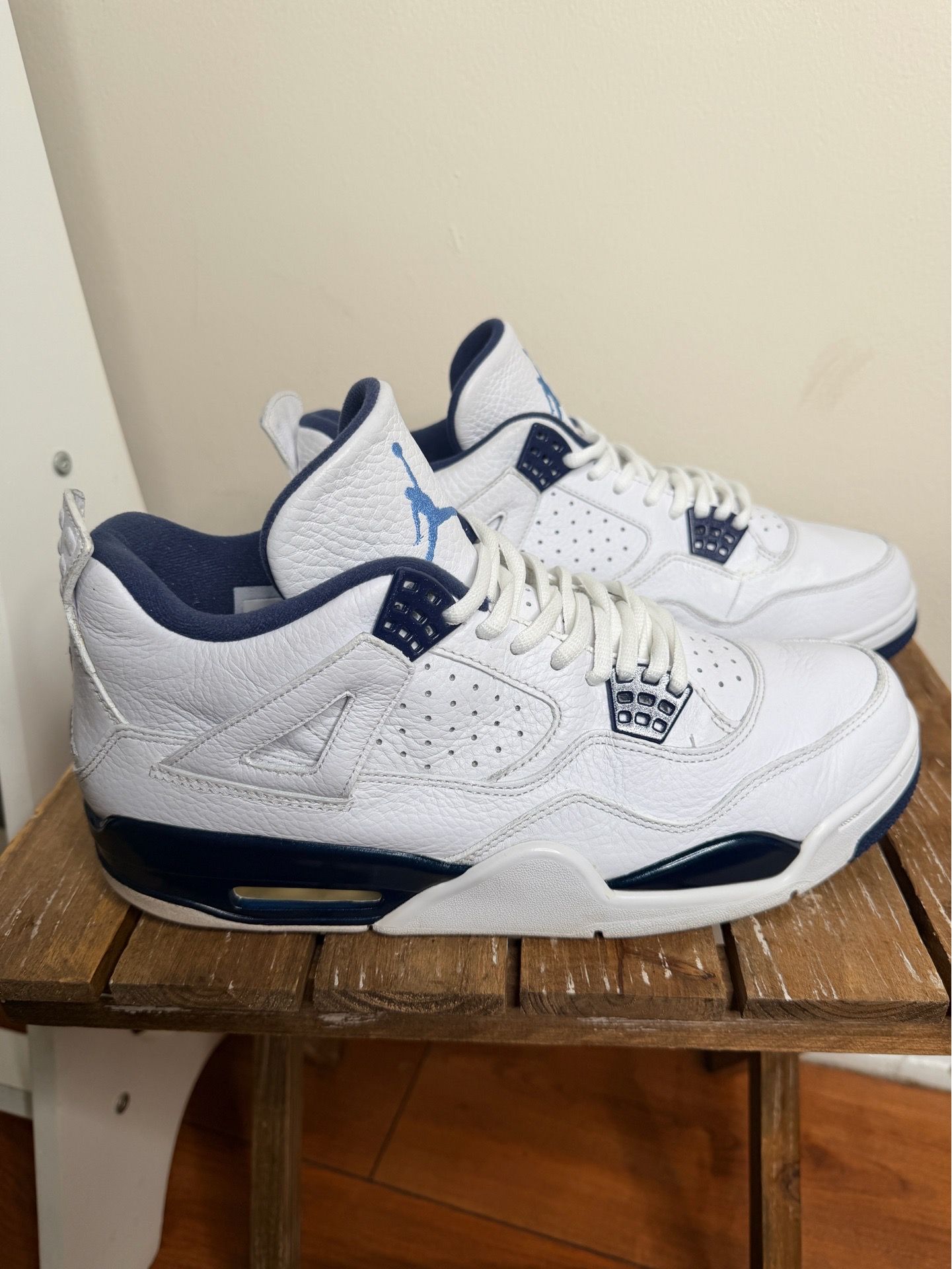 Air Jordan 4 Retro Columbia (2015)