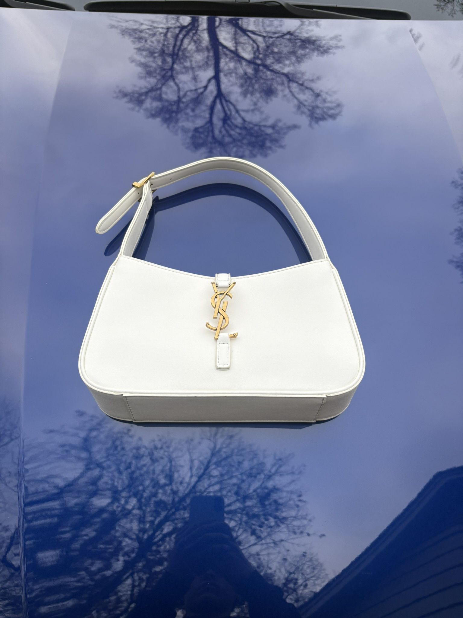 Le 5 à 7 hobo shoulder bag 