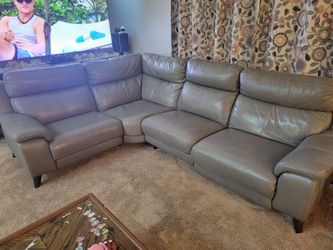RC Willey Modular Leather Reclining Sofa Couch