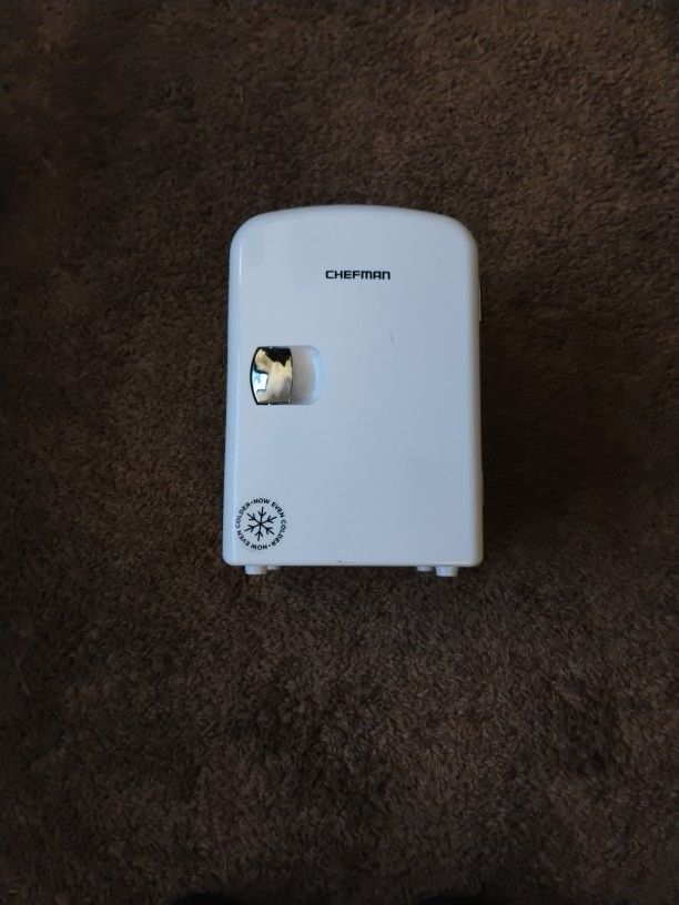 Chefman Mini Soda Fridge