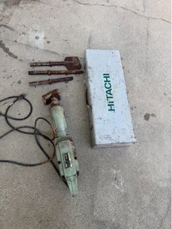 Hitachi demolition hammer with 3 attachment