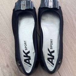 Anne Klein Sport Ursula Black Fabric and Leather Flats Size 6.5M 