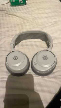 SteelSeries Arctis Nova 1P