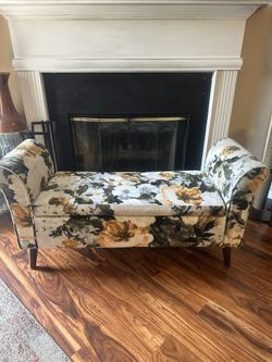 Flower Design Ottoman / Chair