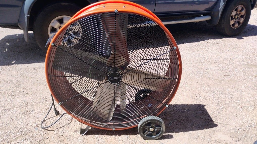 Shop Fan