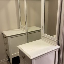 Antique Early 1900s Trifold Mirror  Vanity 