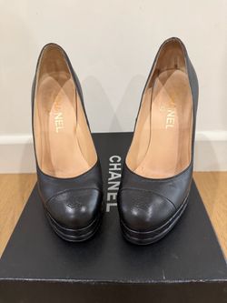 Authentic CHANEL Black Leather Platform Pumps – Size 37