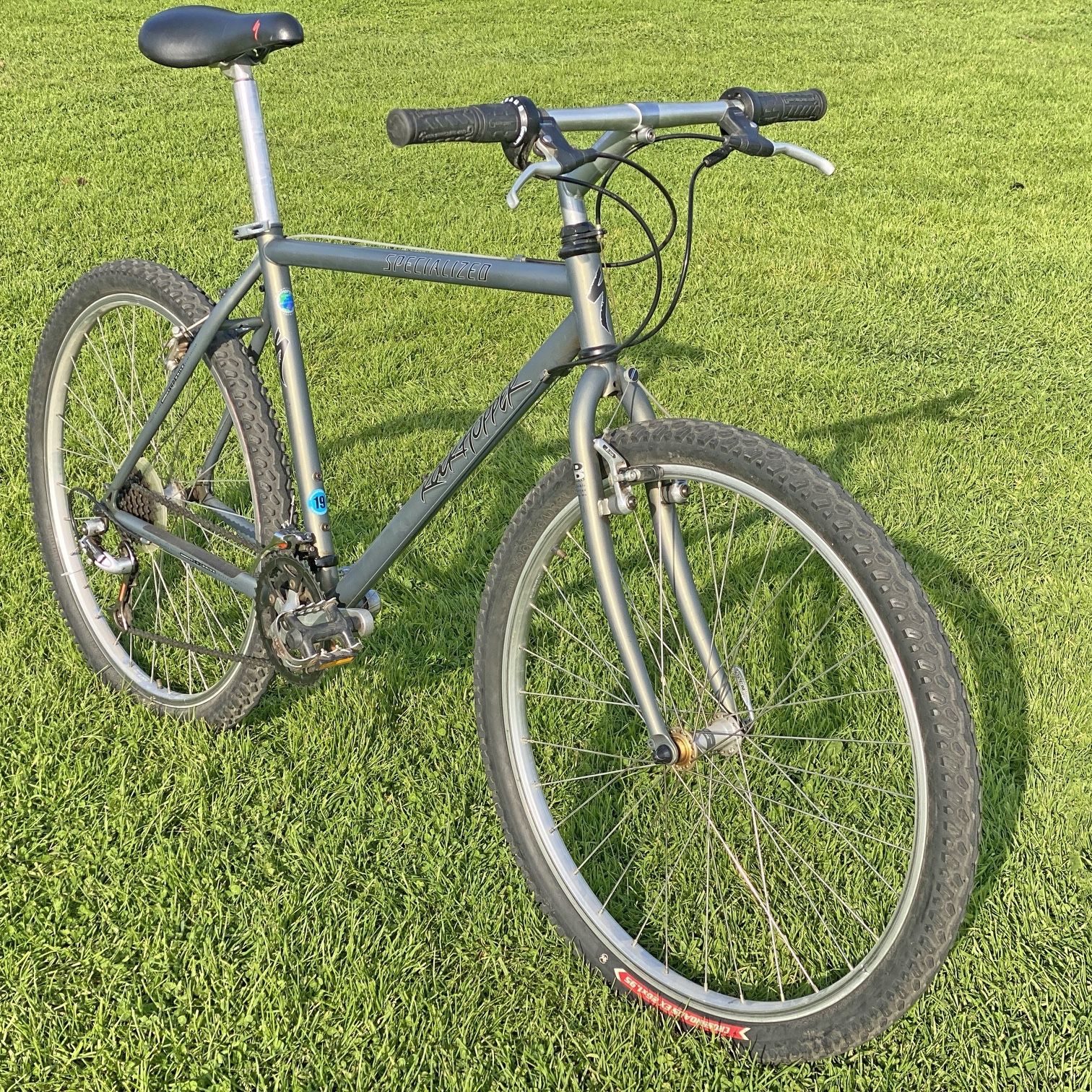 90s Specialized RockHopper Mountain Bike for Sale in Long Beach 
