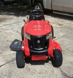 Troy bilt pony 42 " 17.5 h/p riding lawn mower
