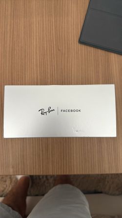 Ray-Ban Facebook Smart Glasses Box