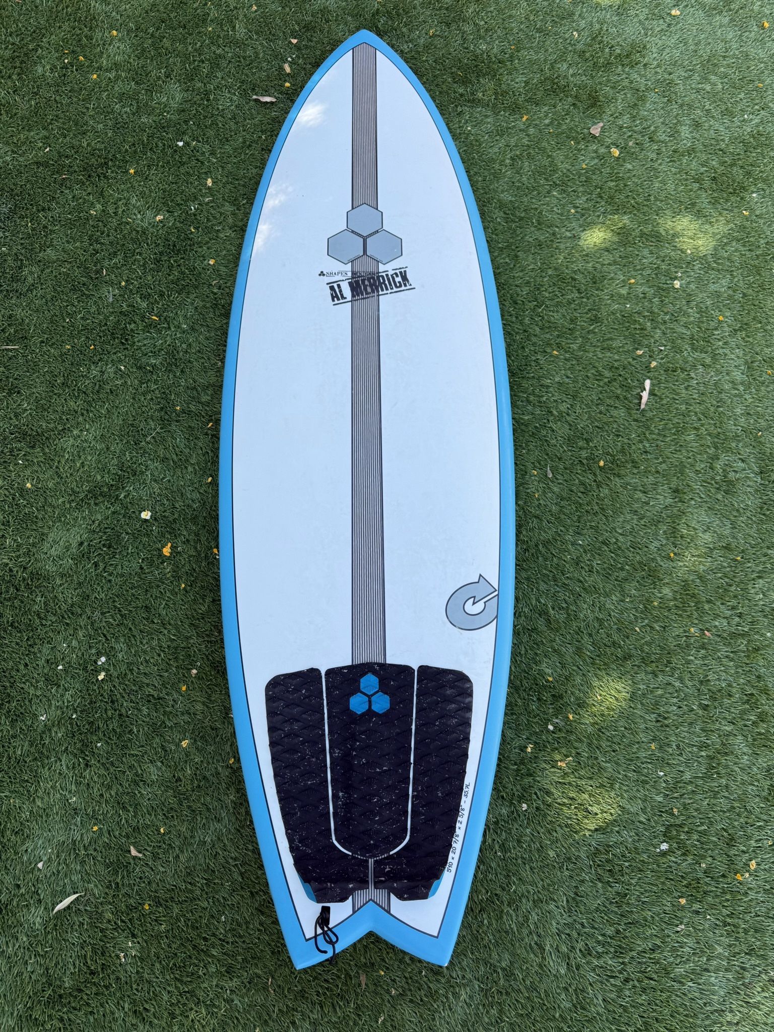 Torq 5’10 fish surfboard channel island with future fins