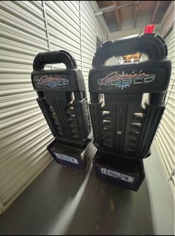 Cruising world arcade seat .