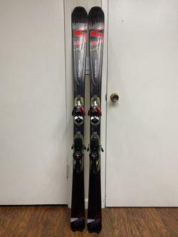 element gå på indkøb terning 153cm Salomon spaceframe red hot chili skis in mint condition never used  professionally hand sharpened and waxed for Sale in Newark, CA - OfferUp