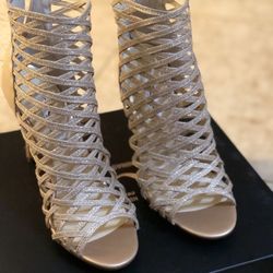 Brand new size 6.5 M women’s dress shoes/high heels (Nina brand)