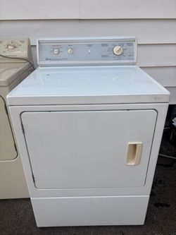 Amana Commercial Quality Dryer