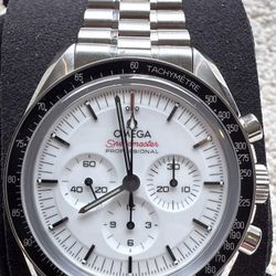 Omega Speedmaster Moonwatch Professional White Sapphire Dial
